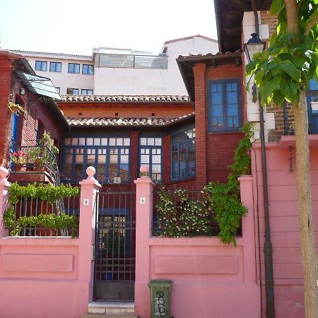 El 8 De Serranos - Bajo - Casa Con Garaje León Exteriör bild